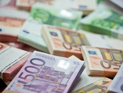 85 500 евро са конфискувани при митническа проверка на летището