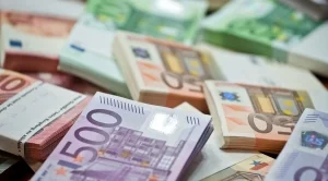 ЕЦБ изтегли 262 000 фалшиви банкноти евро