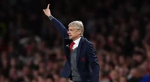 {{ otherArticle[0].article.title }}