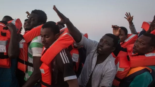 ЕС планува приемането на 50 хил. бежанци от Африка и Близкия изток