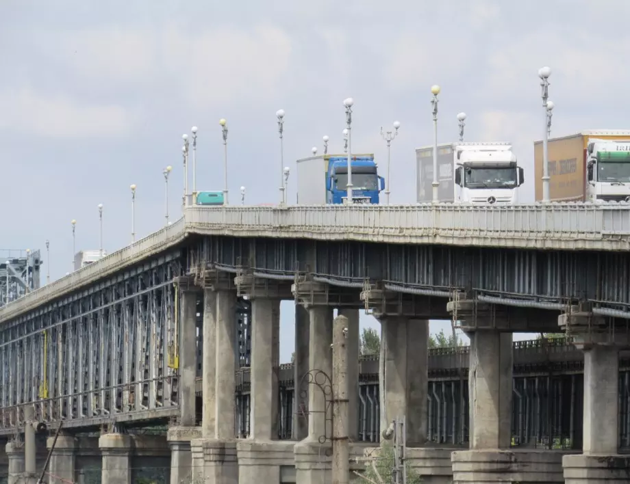 Над 1100 души са се тествали за COVID-19 на влизане през Дунав мост