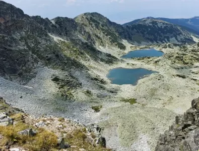 WWF България: Седемте рилски езера загиват от беззаконие