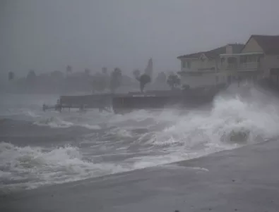 Нов ураган предизвика обявяване на извънредно положение във Флорида и Карибския басейн