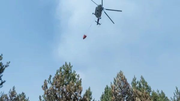 Армията все още оказва помощ в гасенето на пожара в Кресна