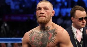 Мейуедър-старши: Ако Макгрегър продължи да се боксира така, някой ще го убие