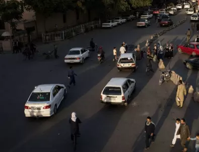 Американски дипломати заразени с коронавирус в Кабул, подават им кислород в посолството