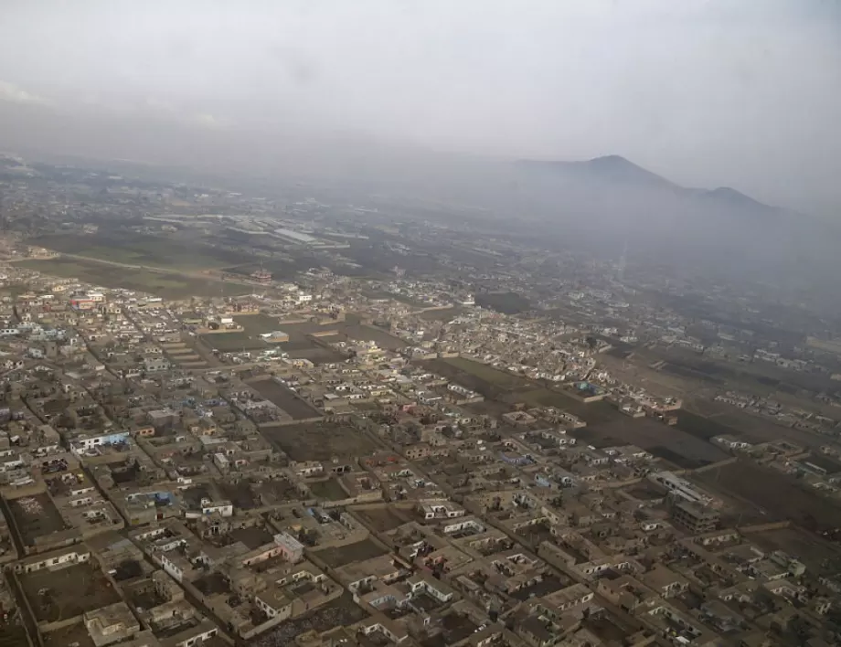 Най-малко четирима загинали при взрив в Кабул  