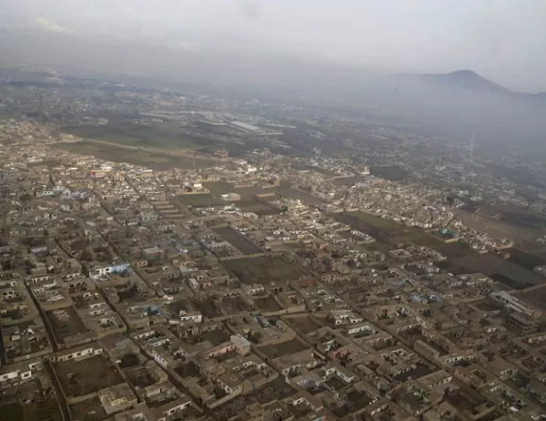 Атентат в Кабул, десетки жертви