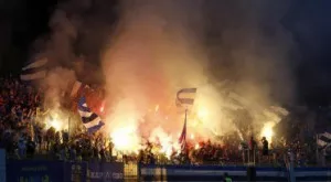 {{ otherArticle[0].article.title }}