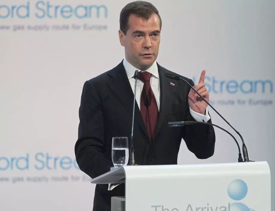 Медведев: Фалит на Русия може да се превърне в европейски фалит