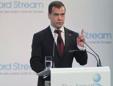 Медведев: Шансовете за политическо решение в Украйна намаляват