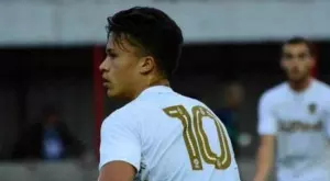 Бе един от най-перспективните български футболисти, а сега подписа с отбор от... Гибралтар