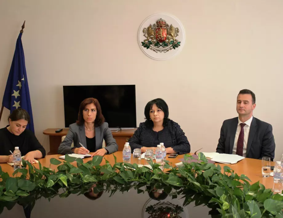 Теменужка Петкова: Уволненията в "Булгаргаз" са незаконни