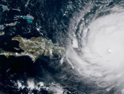 Да помогнем на хората в Антигуа и Барбуда, 90% от острова е разрушен от урагана 