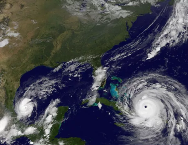 17-та голяма буря за сезона набира сила в Атлантическия океан