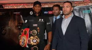 Специален гост ще наблюдава Джошуа - Пулев от първия ред