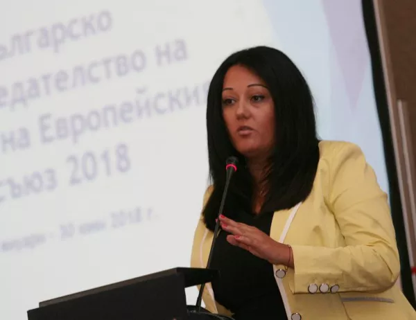 Павлова: Официалният език на председателството ще е български