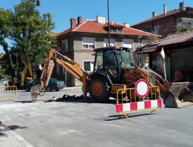 По стара българска традиция нов асфалт не е на добре