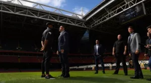 Български съдия на мача Джошуа - Пулев