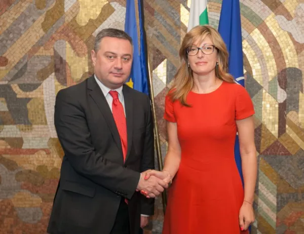 Захариева: България ще продължи да подкрепя Грузия в нейния европейски и евроатлантически път
