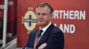 Хванаха и Майкъл О'Нийл пиян зад волана