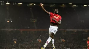 {{ otherArticle[0].article.title }}