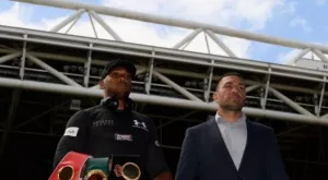 Продадоха всички билети за Джошуа - Пулев, но оставиха Кобрата без подкрепа!