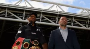 {{ otherArticle[0].article.title }}