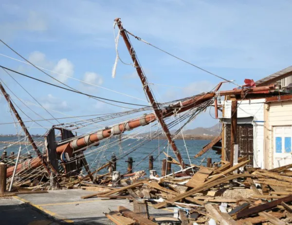 Ураганът "Ирма" засегна хиляди сгради в Хавана, жертвите му са над 80