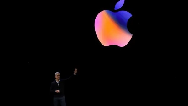 Apple представя новите модели iPhone