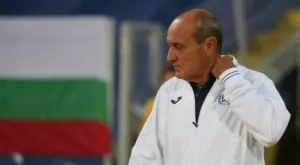 Роси: Атаката на отбора е, за да продава билети, а защитата - да печели титли