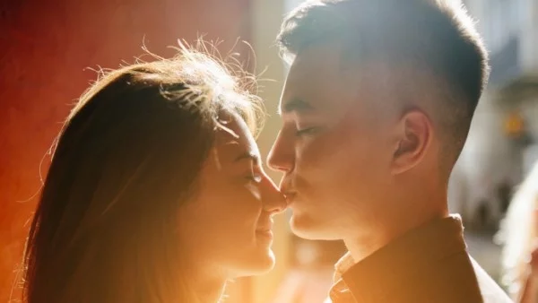 Кои са най-верните ЗОДИИ в любовта 