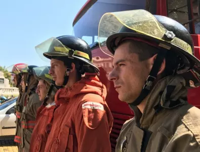 Пожарникари готвят протести заради безумно работно време