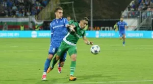 {{ otherArticle[0].article.title }}