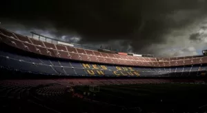 "Камп Ноу" е сред вариантите за боя между Джошуа и Паркър