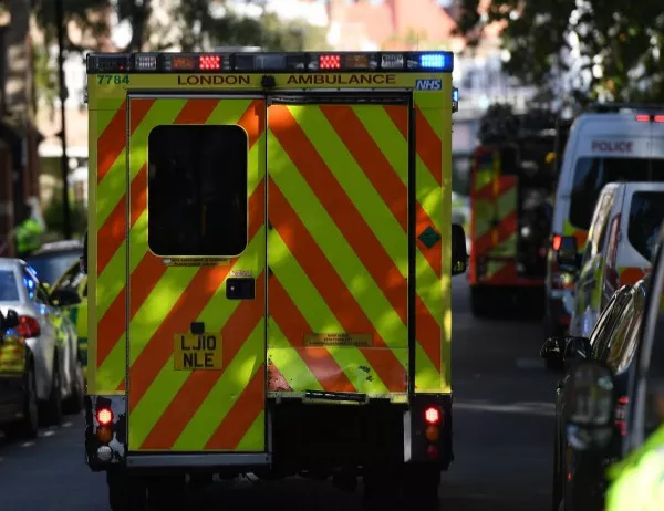 Петима души пострадаха след нападение с нож в Шефилд