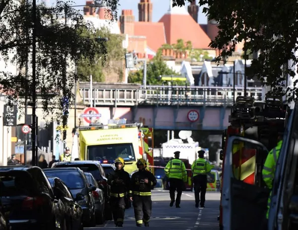 Информация за взрив в Лондонското метро вдигна на крак полицията
