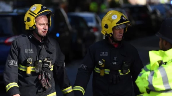 Полицията в Лондон проверява информация за подозрителна кола 