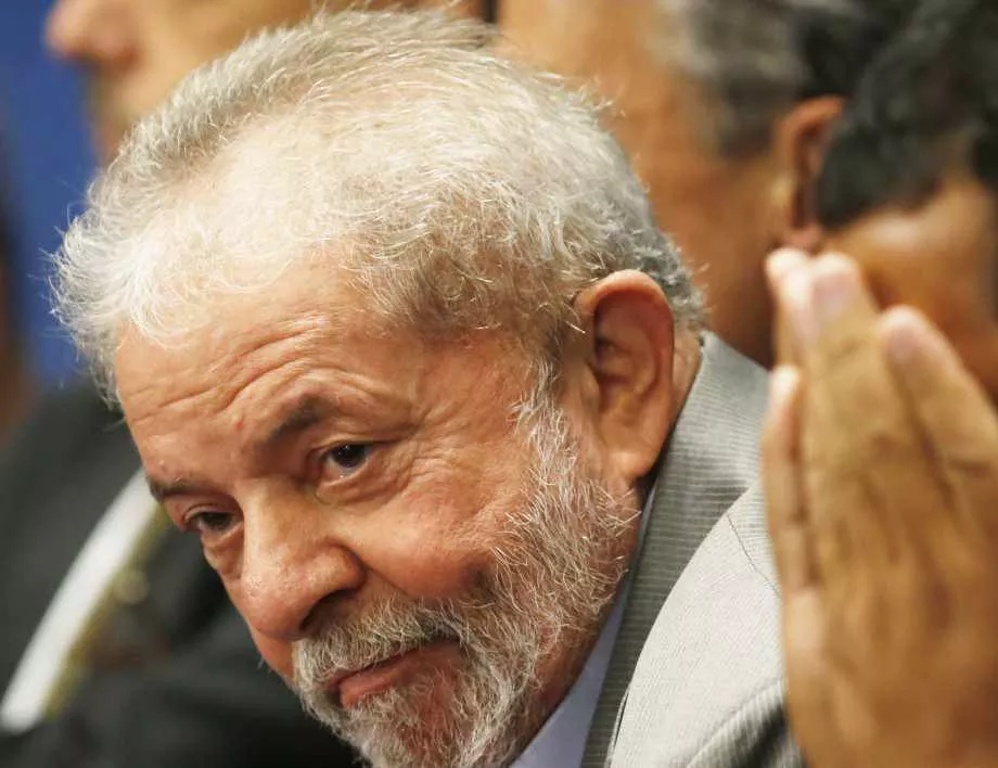 Освобождават бившия бразилски президент Лула да Силва 