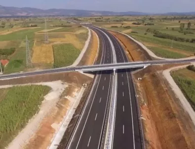 Пуснаха магистралата от Пирот до българската граница