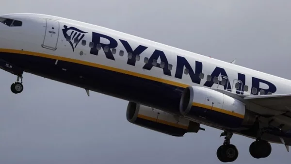 Ryanair отменя полетите си между София и Лондон в петък