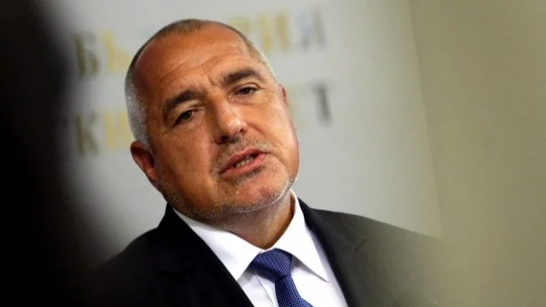 Да си спомняме ли за цар Симеон къде е бил до Цариград? И кой къде се е крил?