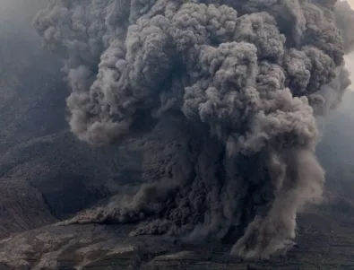 Вулкан разтревожи Япония