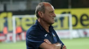 Букарев не хареса селекцията на Роси, набелязва нови трансфери за зимата