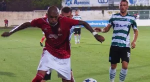 {{ otherArticle[0].article.title }}