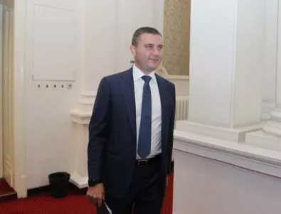 Пред ЕП Горанов се учуди, че има информации за проблеми в българската банкова система