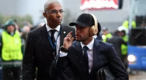 {{ otherArticle[0].article.title }}