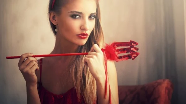 НИКОГА не излизай с тези 3 зодии... ако наскоро са приключили връзка