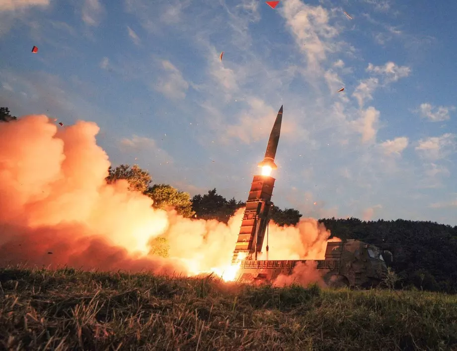 "Кимскандер": Севернокорейските ракети за Путин и армията му (ВИДЕО)