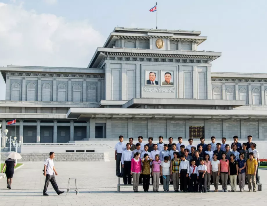 Великобритания се принуди да затвори посолството си в Северна Корея 